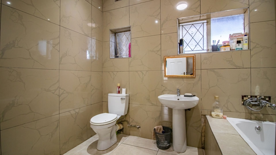 3 Bedroom Property for Sale in Amalinda Eastern Cape